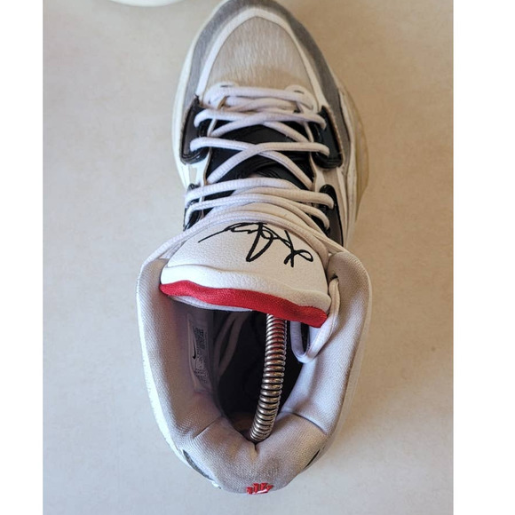 Nike Kyrie Infinity White Black Red Basketball Shoes Men's 8.5 - Picture 6 of 10